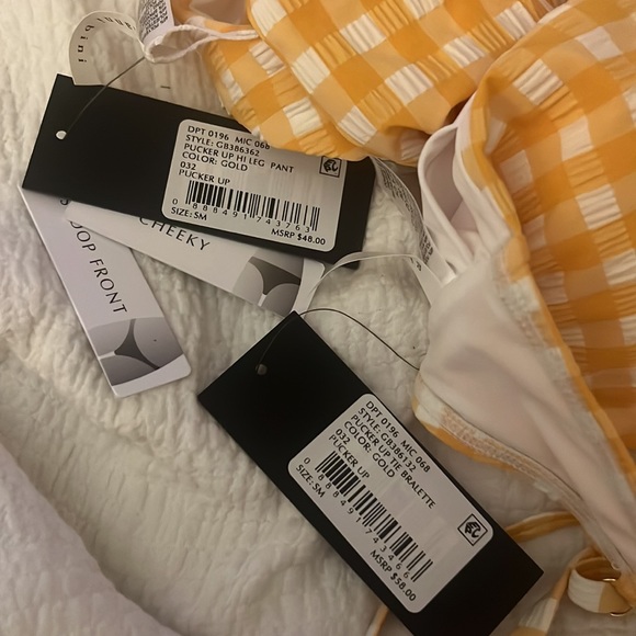 Swimsuit - Picture 2 of 3